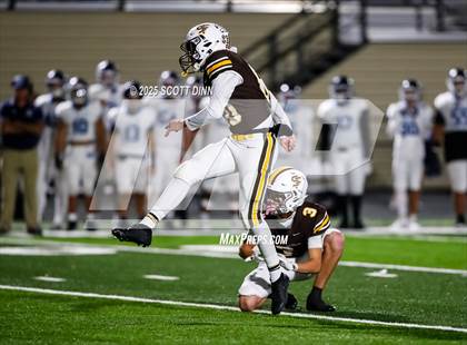 Thumbnail 3 in Valley Christian @ Saint Francis photogallery.