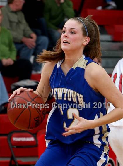 Thumbnail 1 in Newtown @ Pomperaug (SWC Quarterfinal) photogallery.