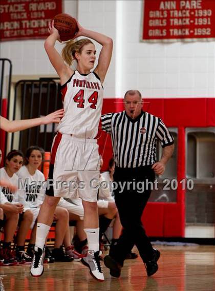 Thumbnail 2 in Newtown @ Pomperaug (SWC Quarterfinal) photogallery.