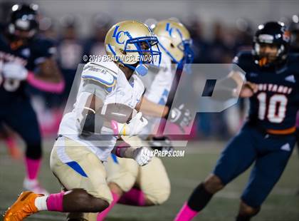 Thumbnail 2 in Lakeview Centennial vs Sachse photogallery.