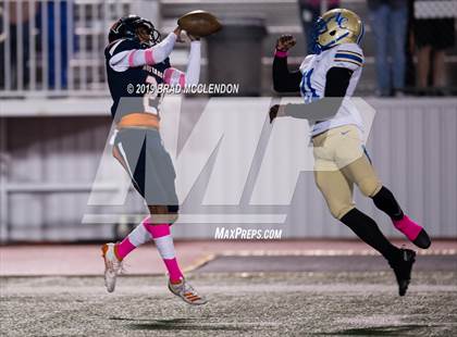 Thumbnail 3 in Lakeview Centennial vs Sachse photogallery.