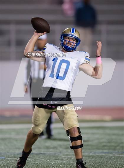 Thumbnail 1 in Lakeview Centennial vs Sachse photogallery.