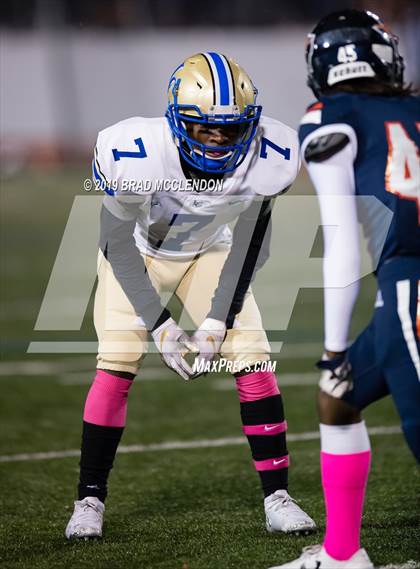 Thumbnail 3 in Lakeview Centennial vs Sachse photogallery.