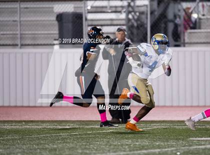 Thumbnail 3 in Lakeview Centennial vs Sachse photogallery.