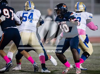 Thumbnail 2 in Lakeview Centennial vs Sachse photogallery.