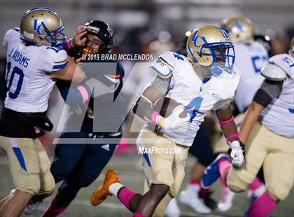 Thumbnail 3 in Lakeview Centennial vs Sachse photogallery.