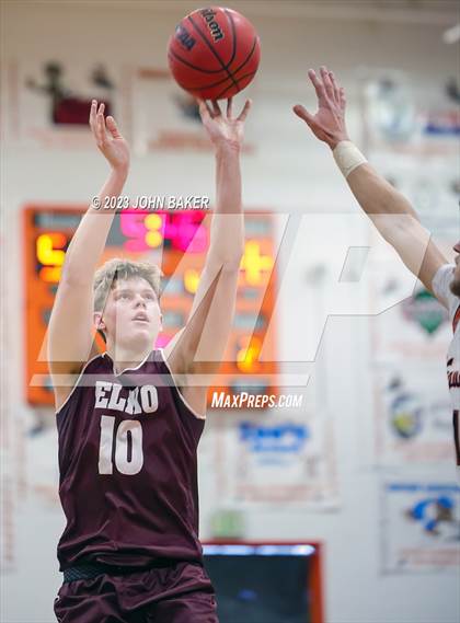 Thumbnail 2 in Elko @ Fernley photogallery.