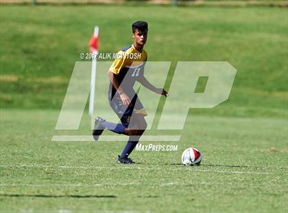 Thumbnail 1 in Charlotte Latin vs. North Raleigh Christian Academy (Ravenscroft Soccer Invitational) photogallery.