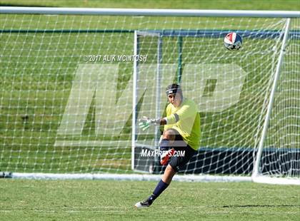 Thumbnail 3 in Charlotte Latin vs. North Raleigh Christian Academy (Ravenscroft Soccer Invitational) photogallery.