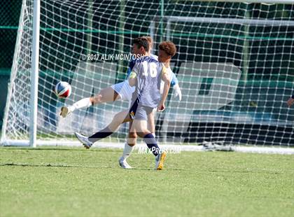 Thumbnail 2 in Charlotte Latin vs. North Raleigh Christian Academy (Ravenscroft Soccer Invitational) photogallery.