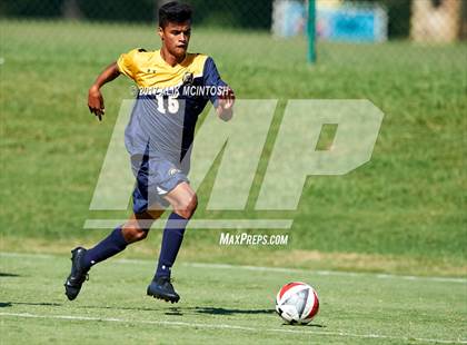 Thumbnail 1 in Charlotte Latin vs. North Raleigh Christian Academy (Ravenscroft Soccer Invitational) photogallery.