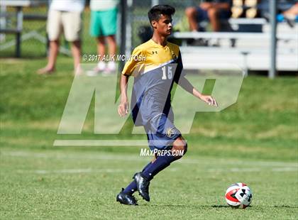 Thumbnail 1 in Charlotte Latin vs. North Raleigh Christian Academy (Ravenscroft Soccer Invitational) photogallery.