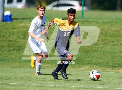 Thumbnail 2 in Charlotte Latin vs. North Raleigh Christian Academy (Ravenscroft Soccer Invitational) photogallery.