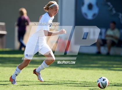 Thumbnail 1 in Charlotte Latin vs. North Raleigh Christian Academy (Ravenscroft Soccer Invitational) photogallery.
