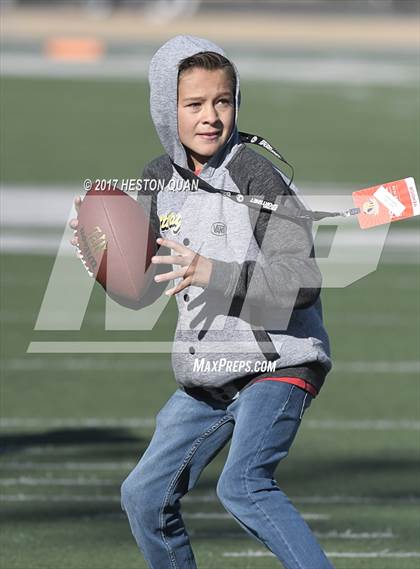 Thumbnail 2 in Grace Brethren vs Saint Francis (CIF State D2-A Final) photogallery.