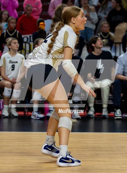 Thumbnail 1 in Fremont vs. Elkhorn South photogallery.