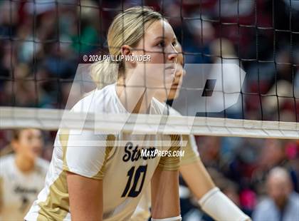 Thumbnail 1 in Fremont vs. Elkhorn South photogallery.
