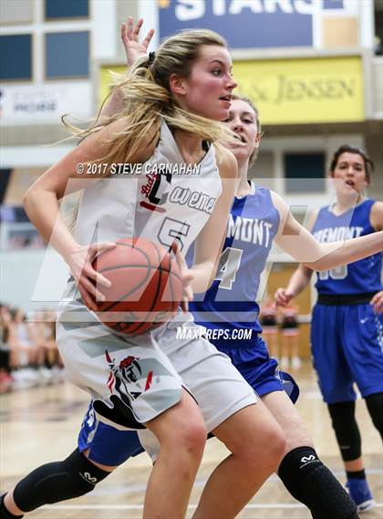 Thumbnail 2 in Fremont vs American Fork (UHSAA 5A Quarterfinal) photogallery.
