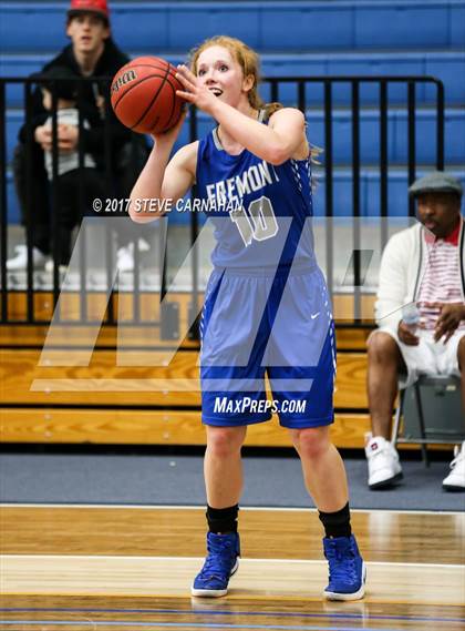 Thumbnail 2 in Fremont vs American Fork (UHSAA 5A Quarterfinal) photogallery.