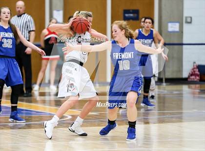 Thumbnail 2 in Fremont vs American Fork (UHSAA 5A Quarterfinal) photogallery.
