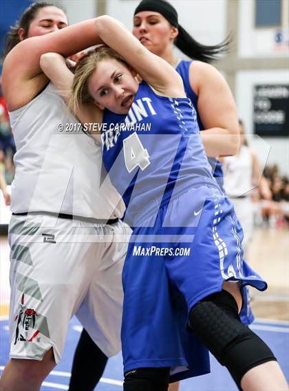 Thumbnail 3 in Fremont vs American Fork (UHSAA 5A Quarterfinal) photogallery.