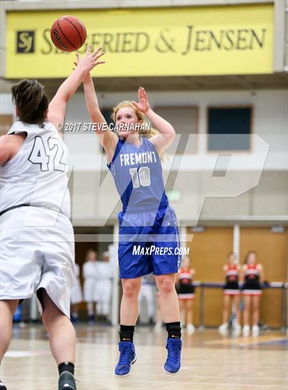 Thumbnail 1 in Fremont vs American Fork (UHSAA 5A Quarterfinal) photogallery.