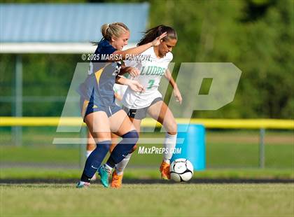 Thumbnail 3 in Bishop Ludden vs Altmar-Parish-Williamstown photogallery.