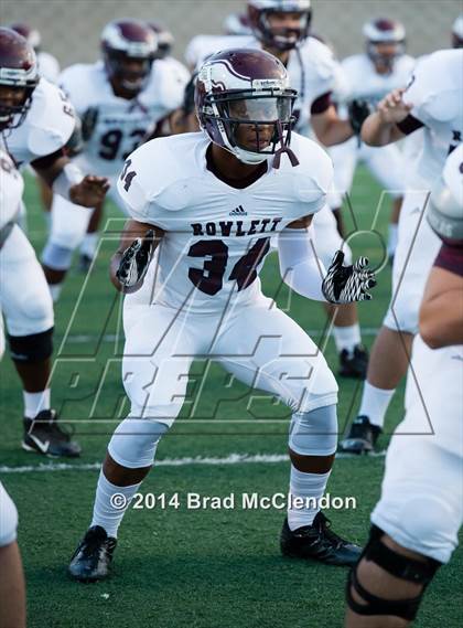 Thumbnail 3 in Rowlett vs Lakeview photogallery.