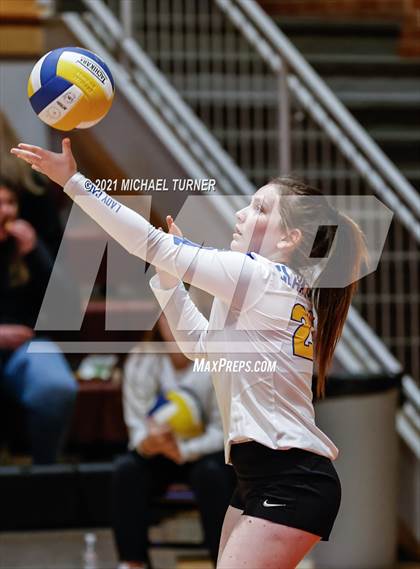 Thumbnail 3 in Mullan vs Clark Fork photogallery.
