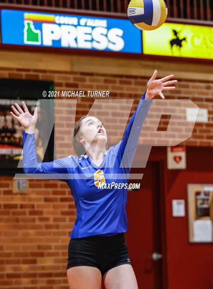 Thumbnail 3 in Mullan vs Clark Fork photogallery.