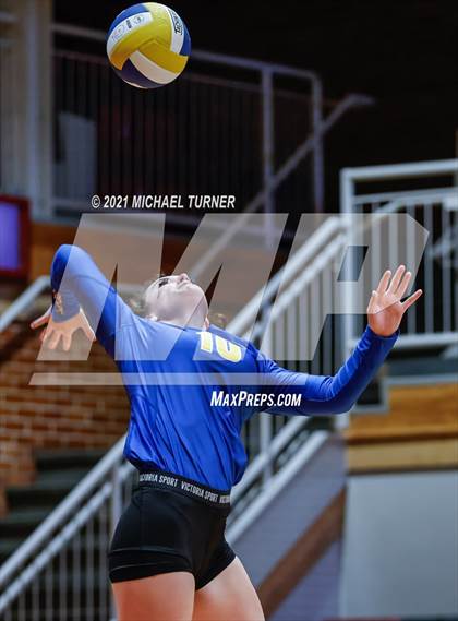 Thumbnail 3 in Mullan vs Clark Fork photogallery.
