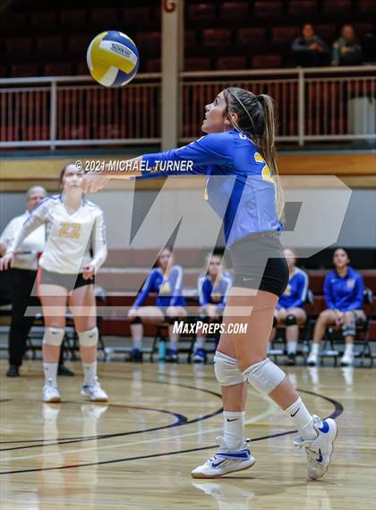 Thumbnail 3 in Mullan vs Clark Fork photogallery.