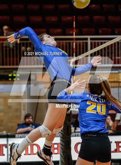 Thumbnail 2 in Mullan vs Clark Fork photogallery.