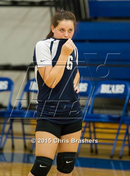 Thumbnail 1 in Sylvan Hills vs. Fair photogallery.