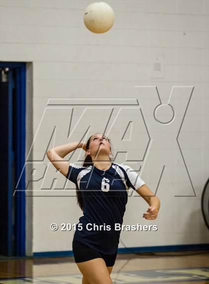 Thumbnail 3 in Sylvan Hills vs. Fair photogallery.