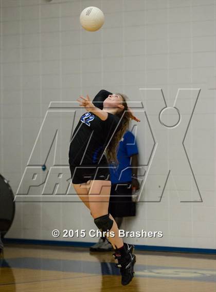 Thumbnail 3 in Sylvan Hills vs. Fair photogallery.