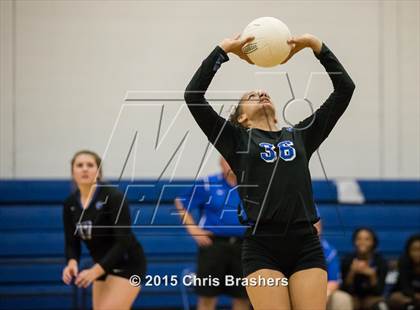 Thumbnail 1 in Sylvan Hills vs. Fair photogallery.