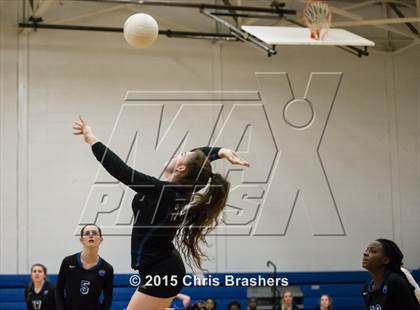 Thumbnail 3 in Sylvan Hills vs. Fair photogallery.