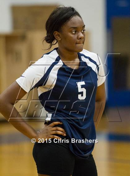 Thumbnail 3 in Sylvan Hills vs. Fair photogallery.