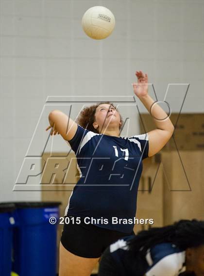 Thumbnail 1 in Sylvan Hills vs. Fair photogallery.