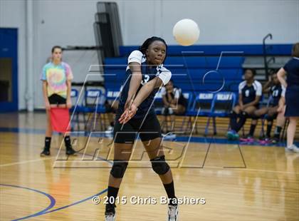 Thumbnail 3 in Sylvan Hills vs. Fair photogallery.