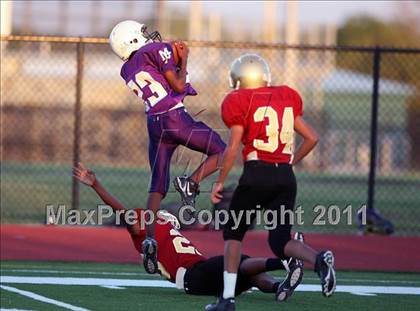 Thumbnail 3 in Marble Falls (B Team) @ Rouse (Gold Team) photogallery.