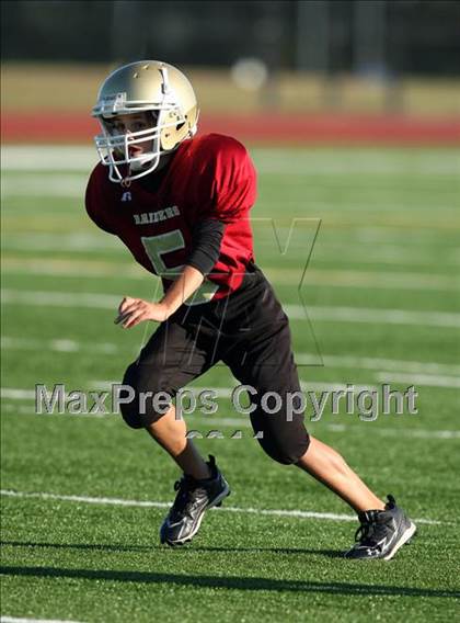 Thumbnail 3 in Marble Falls (B Team) @ Rouse (Gold Team) photogallery.