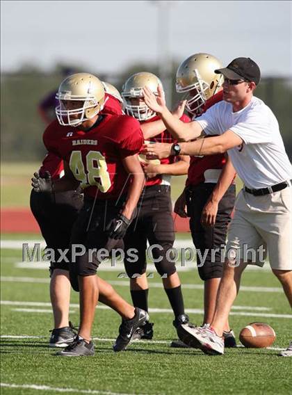 Thumbnail 2 in Marble Falls (B Team) @ Rouse (Gold Team) photogallery.