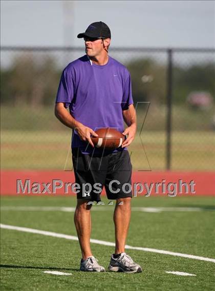 Thumbnail 1 in Marble Falls (B Team) @ Rouse (Gold Team) photogallery.