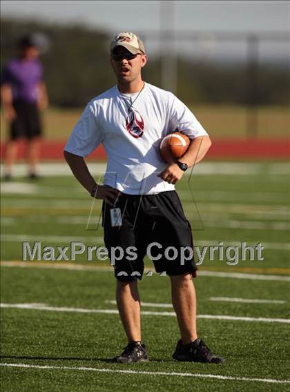Thumbnail 3 in Marble Falls (B Team) @ Rouse (Gold Team) photogallery.