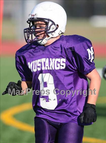 Thumbnail 3 in Marble Falls (B Team) @ Rouse (Gold Team) photogallery.