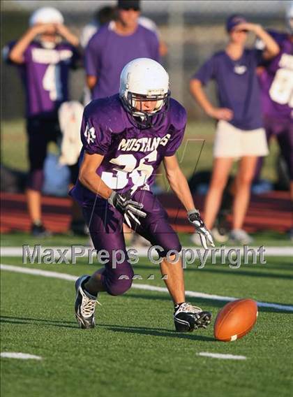 Thumbnail 3 in Marble Falls (B Team) @ Rouse (Gold Team) photogallery.