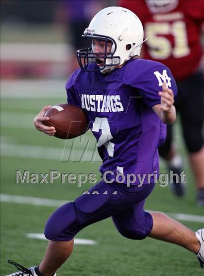 Thumbnail 2 in Marble Falls (B Team) @ Rouse (Gold Team) photogallery.