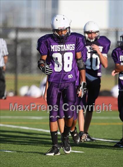 Thumbnail 2 in Marble Falls (B Team) @ Rouse (Gold Team) photogallery.
